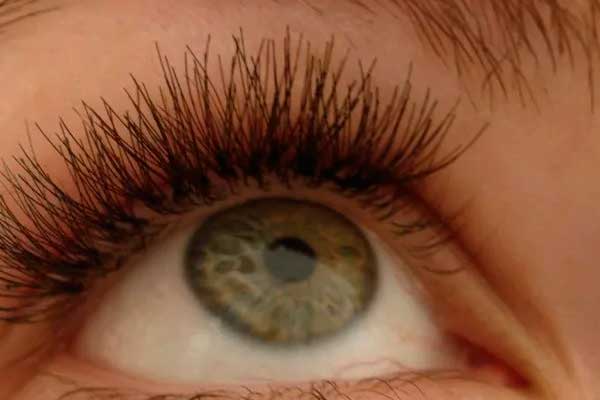 наращивание ресниц пучками